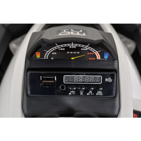 MONI BO Majestic quad fehér