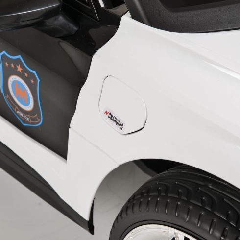 Audi RS e-tron 717 Police elektromos autó rendőrségi FEHÉR